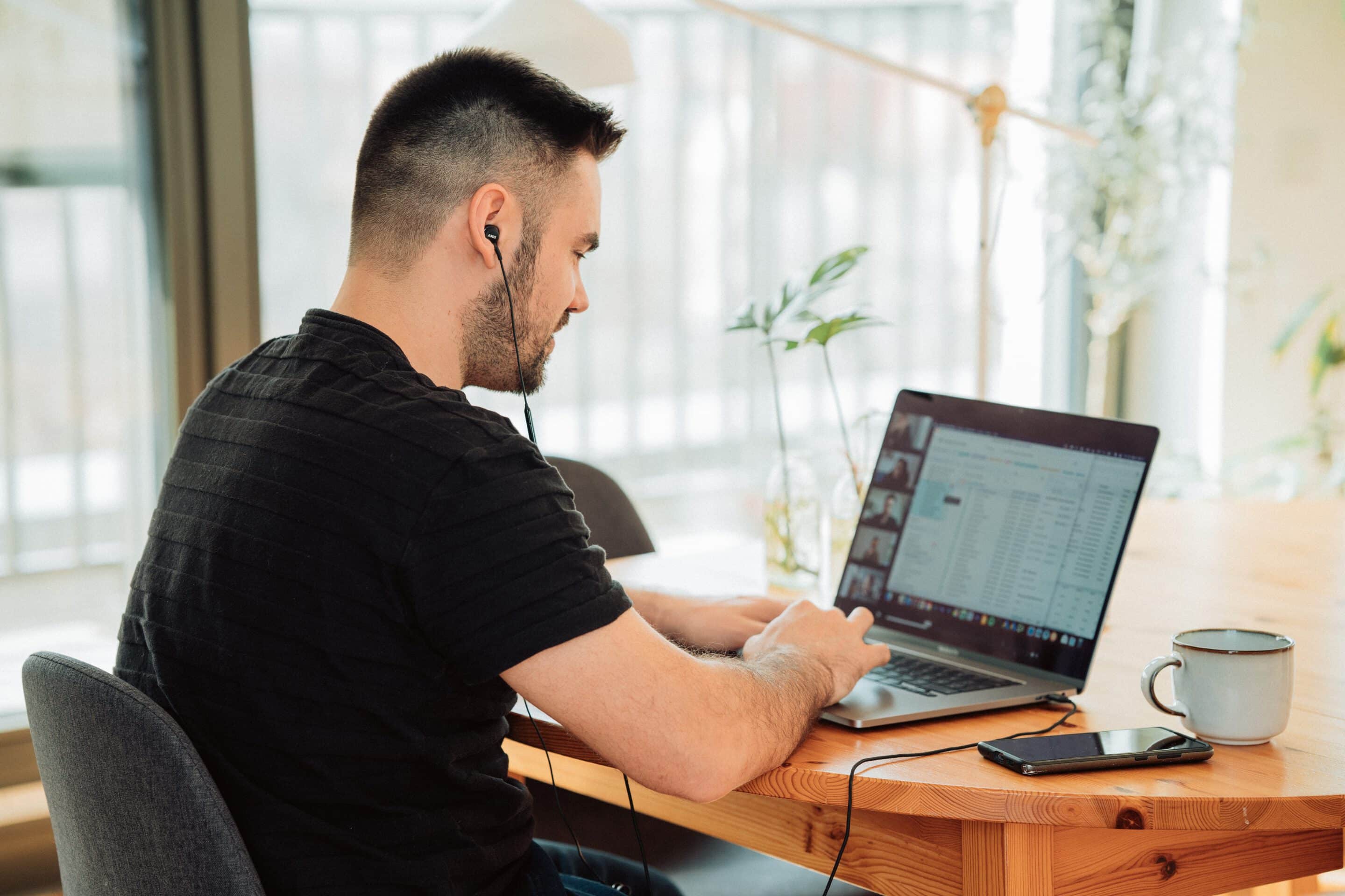 Home Office worker