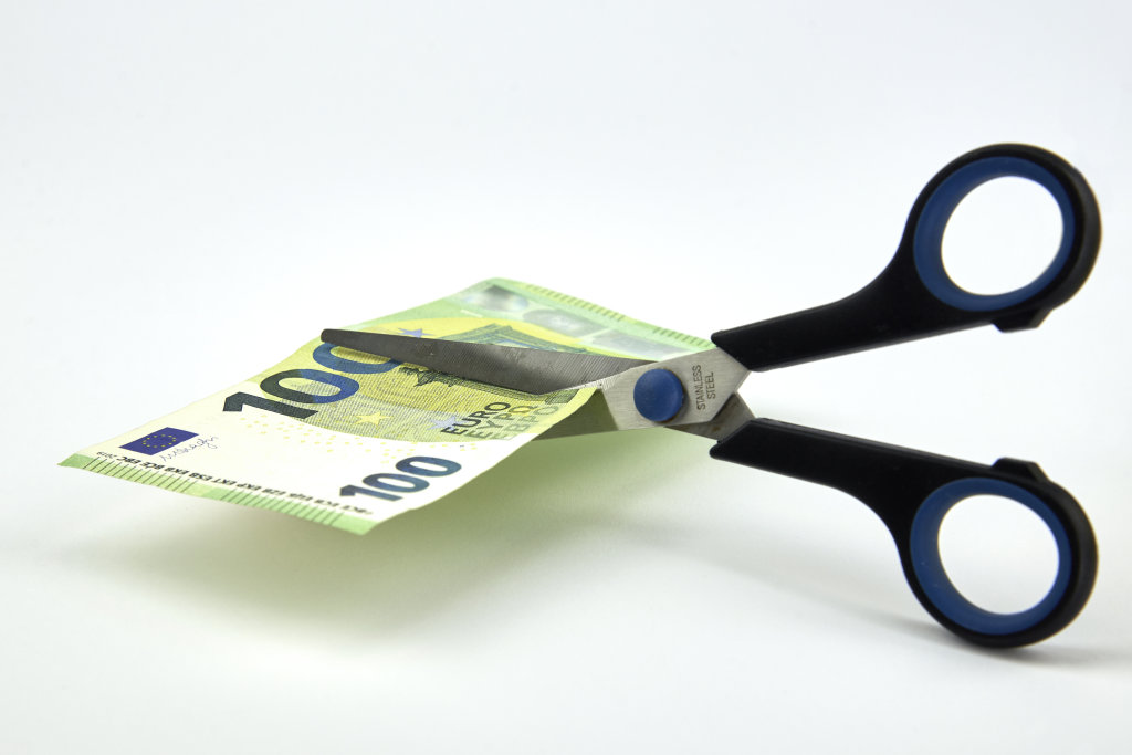 Was Unternehmen und Beschäftigte ab 2025 wissen müssen: Inflationsausgleichsprämie, Krankenkassenbeiträge und Beitragsbemessungsgrenzen